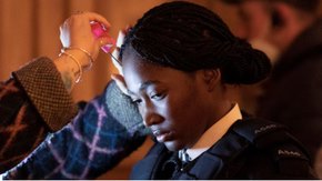 Hair and make-up junior skills