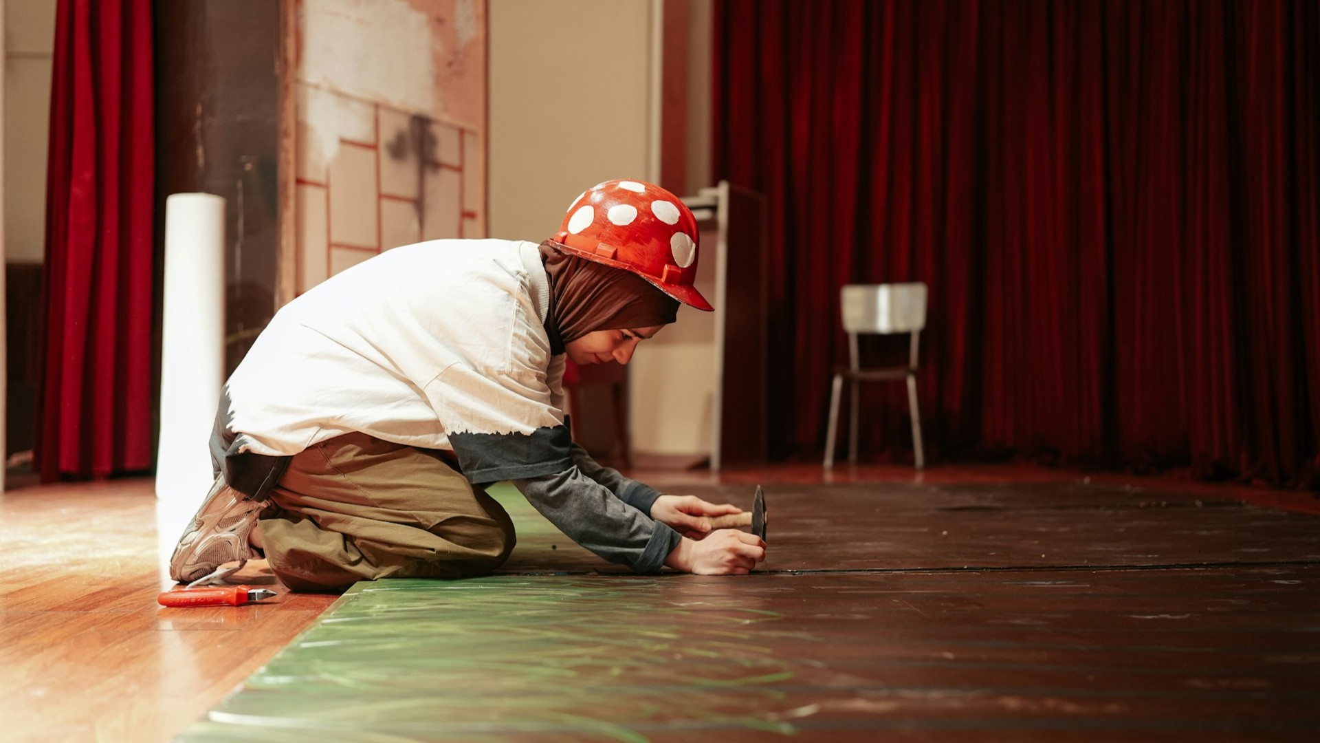 Stagehand / standby stagehand skills